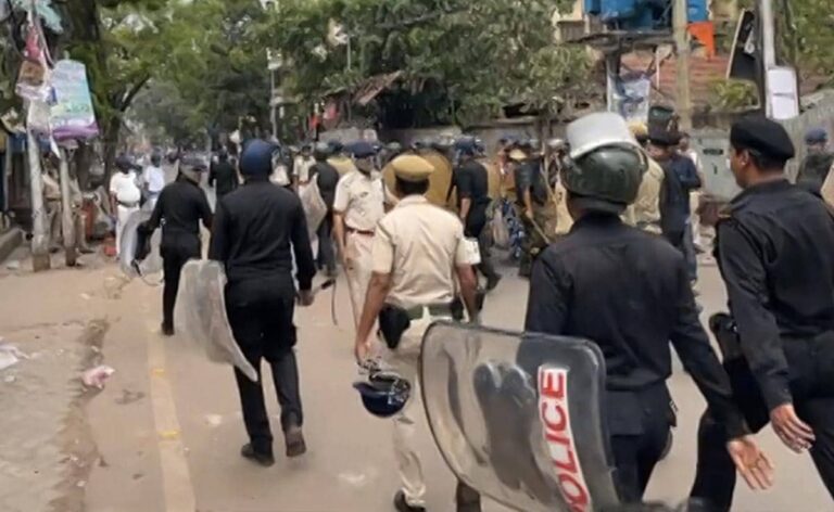 jkmcqo1_howrah-protest_625x300_31_March_23.jpg
