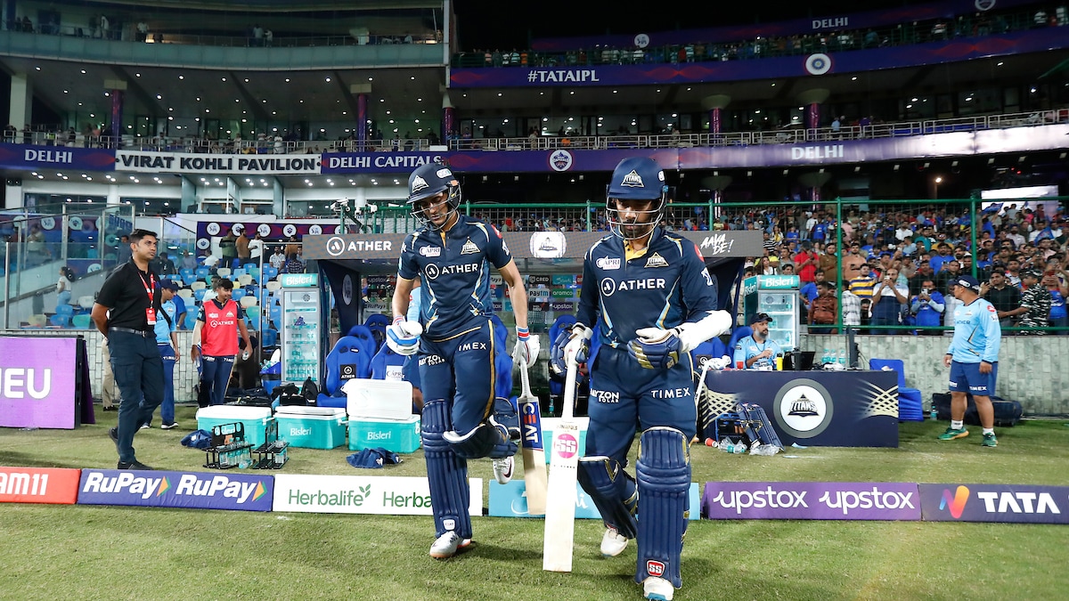 21hjbaq_shubman-gill-and-wriddhiman-saha-bcci_625x300_07_April_23.jpg