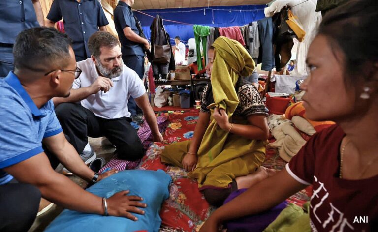 lgif8veo_rahul-gandhi-in-manipur-ani_625x300_30_June_23.jpg
